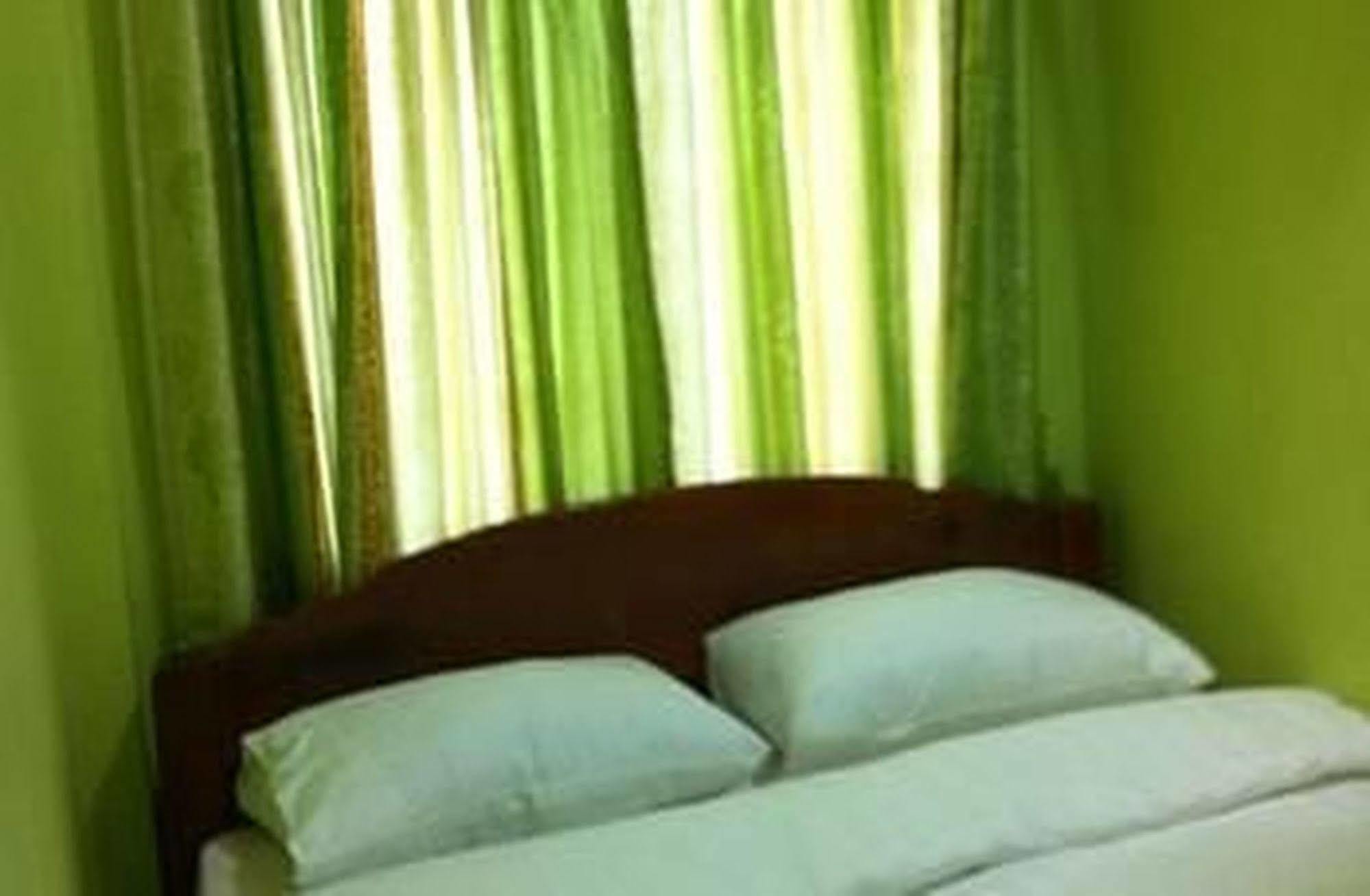 Pratna Guesthouse Phnom Penh Exterior foto
